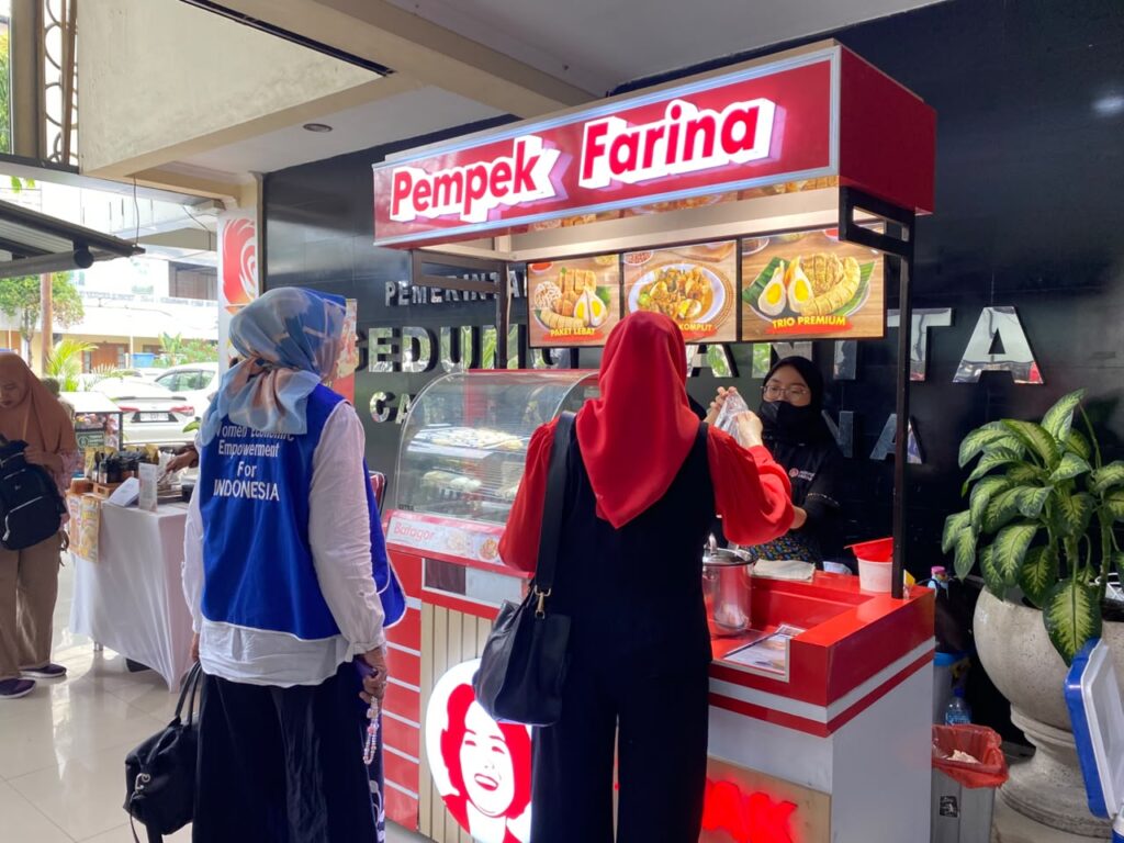 booth pempek farina